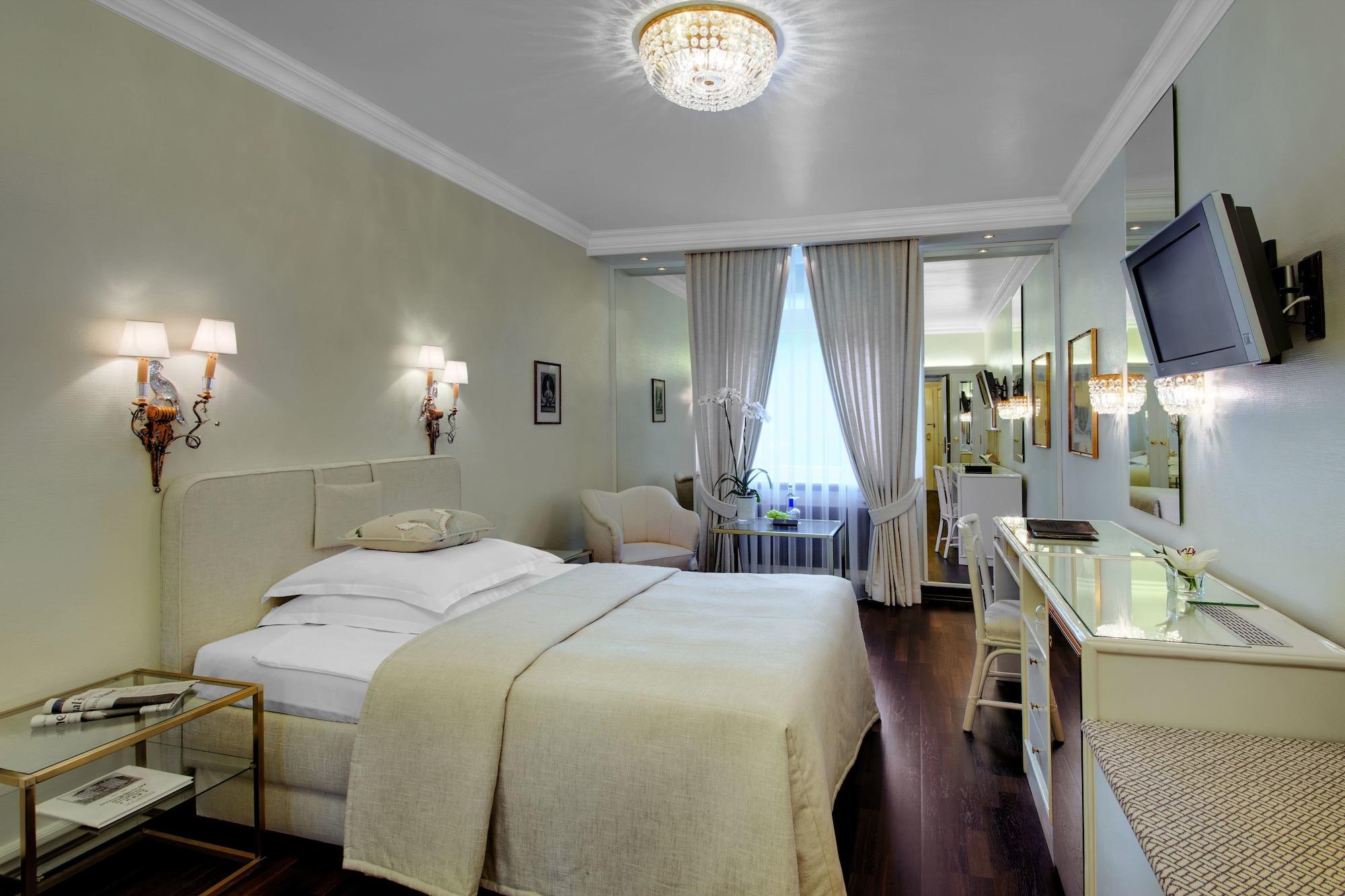 Hotel Europaeischer Hof Heidelberg, Bestes Hotel Deutschlands In Historischer Architektur Екстер'єр фото A typical hotel room