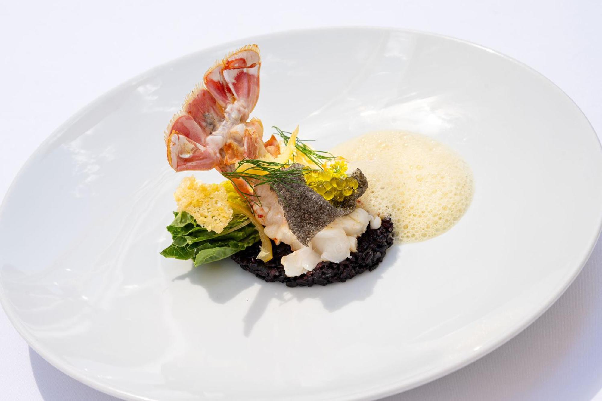 Hotel Europaeischer Hof Heidelberg, Bestes Hotel Deutschlands In Historischer Architektur Екстер'єр фото A modern Scottish dish of lobster and black pudding