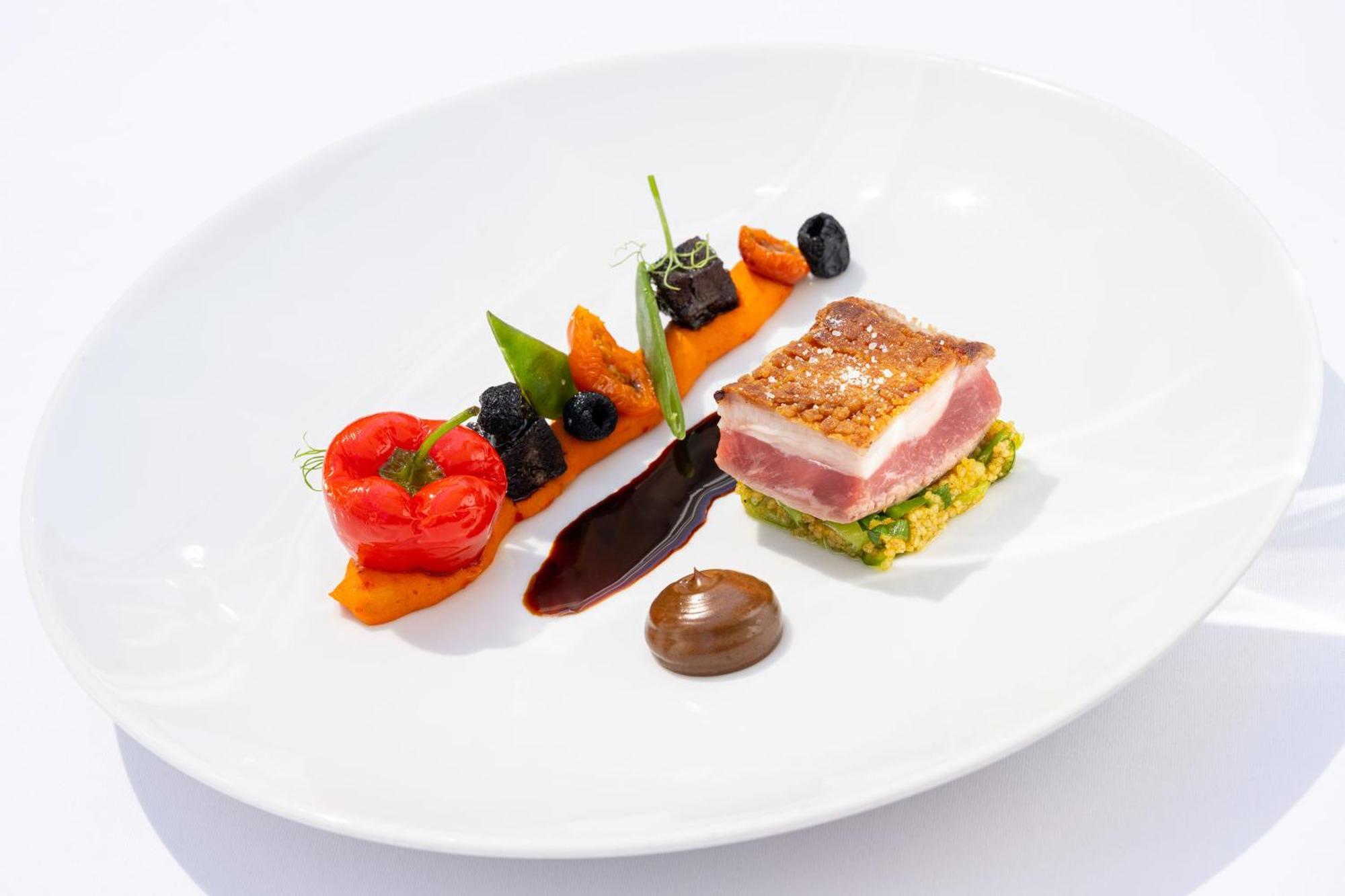 Hotel Europaeischer Hof Heidelberg, Bestes Hotel Deutschlands In Historischer Architektur Екстер'єр фото A modern French dish